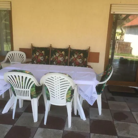 Ferienwohnung Herbsleben Apartment