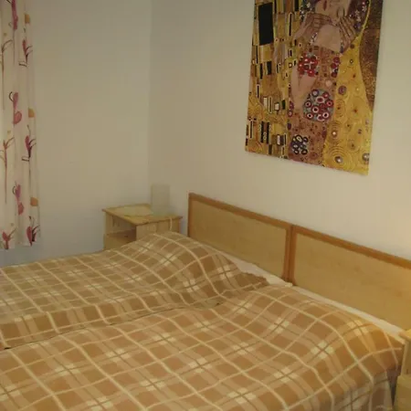 Ferienwohnung Herbsleben Apartment